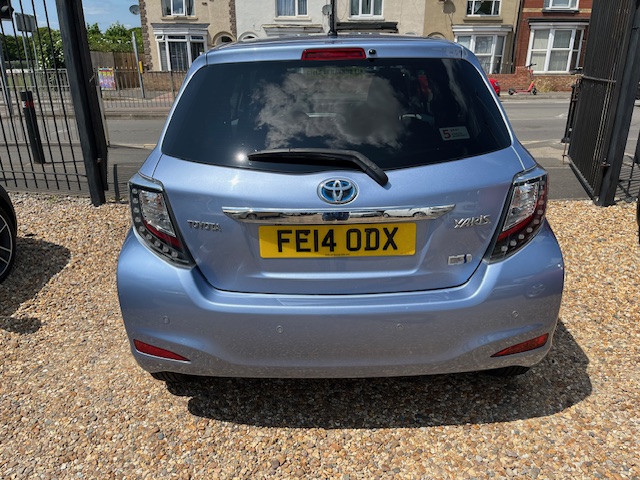 Toyata Yaris 1.5 VVT-I Hybrid Automatic